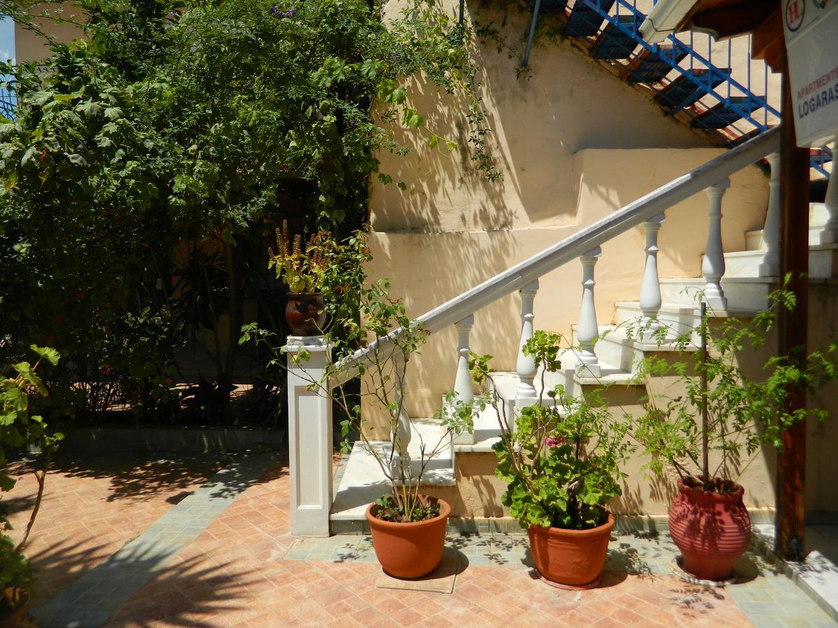 Logara'S Apartments Agia Efimia Екстериор снимка